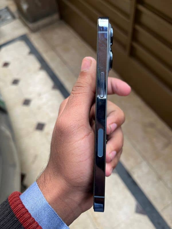 Iphone 13 pro 128GB  03144260732 3