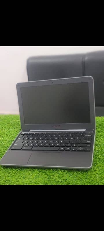 Asus c202 chromebook 4gb/16gb low price 2