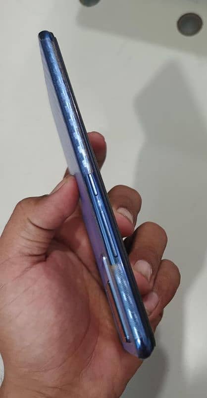 vivo v21e 3