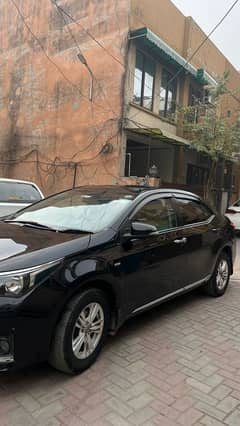 Toyota Corolla GLI 2016 new condition army officer used urgently sale.