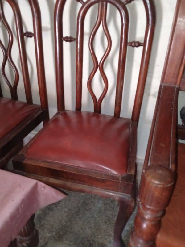 6 chairs with 1 dining table very good quality iteam 2