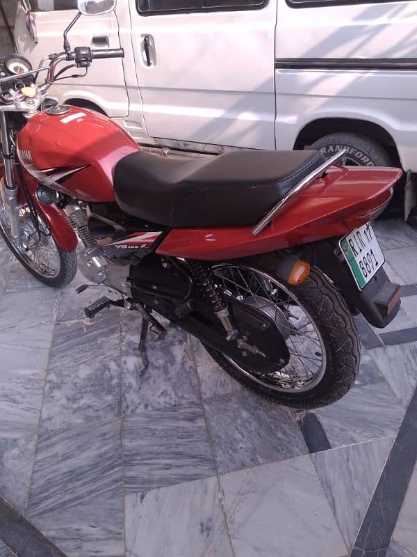 Yamah YB 125z 3