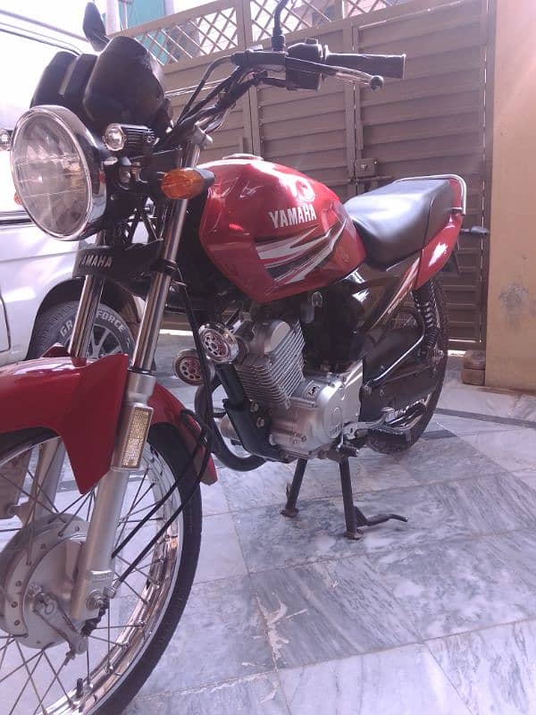 Yamah YB 125z 7