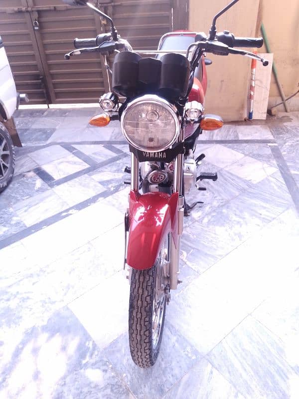 Yamah YB 125z 8