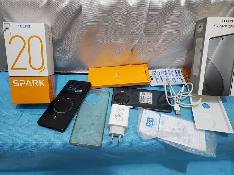 Tecno spark 20pro plus  8+8 256Gb 5mounth warranty full box 4