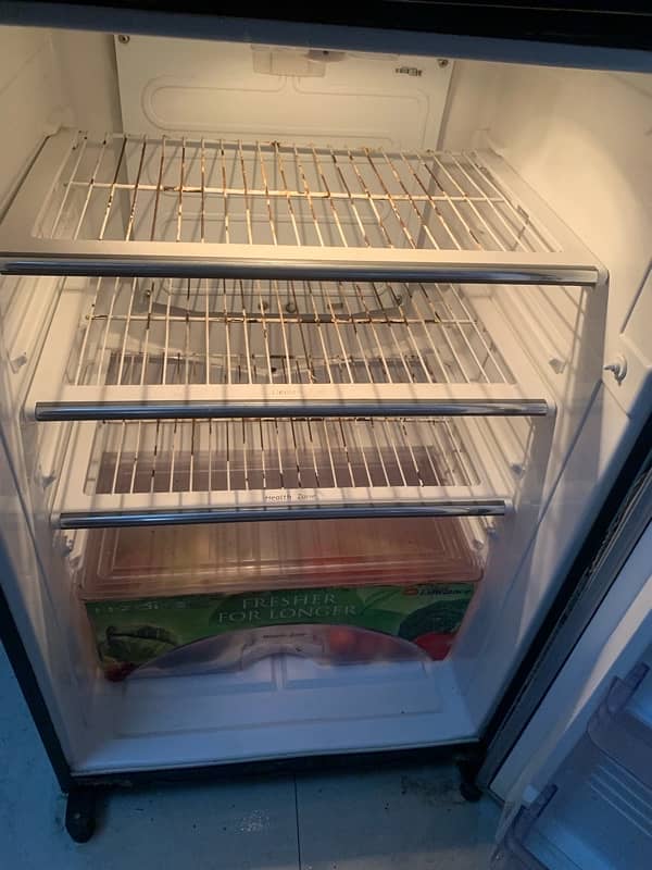 medium size Fridge 3