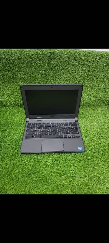 Dell 3120 chromebook windows 10  fresh condition 1