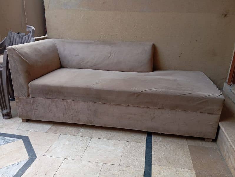 L shape & sofa set 0