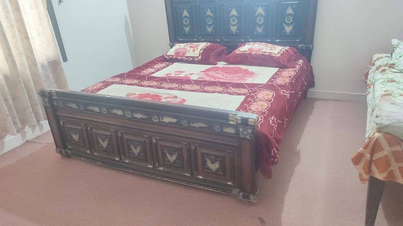 Bed and chairs for sale 1