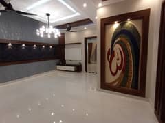 10 MARLA FOR RENT UPPER PORTION VERY REASONABLE PRICE SECTOR D BAHRIA TOWN LAHORE