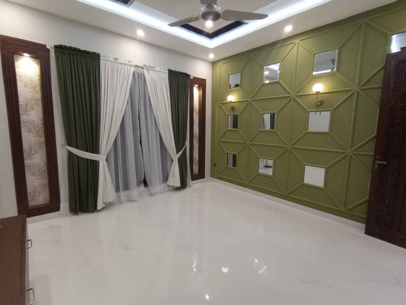 10 MARLA FOR RENT UPPER PORTION VERY REASONABLE PRICE SECTOR D BAHRIA TOWN LAHORE 23