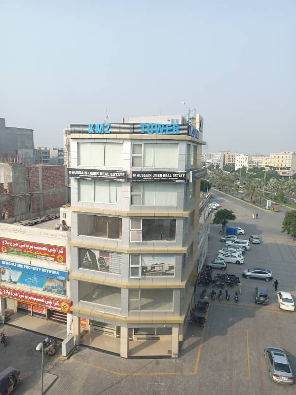 FOR RENT VERY REASONABLE PRICE 1 BEDROOM FUL FURNISHED APARTMENT SECTOR C BAHRIA TOWN LAHORE 14