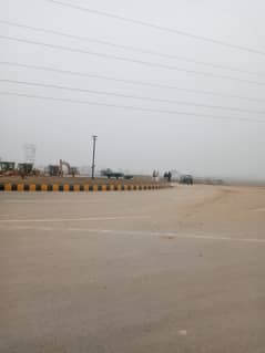 10Marla plot available in Parkview City Lahore 80ftroad Platinum Block