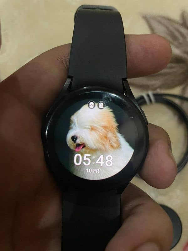 Samsung Galaxy Watch 4 1