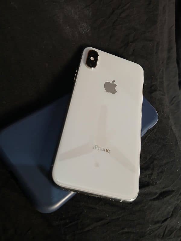 IPHONE XS 256 WHITE 6