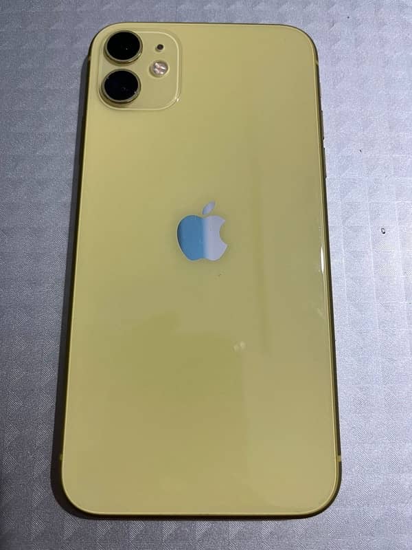 iphone 11 128 gb 10/9.5 condition dule pta approved 0