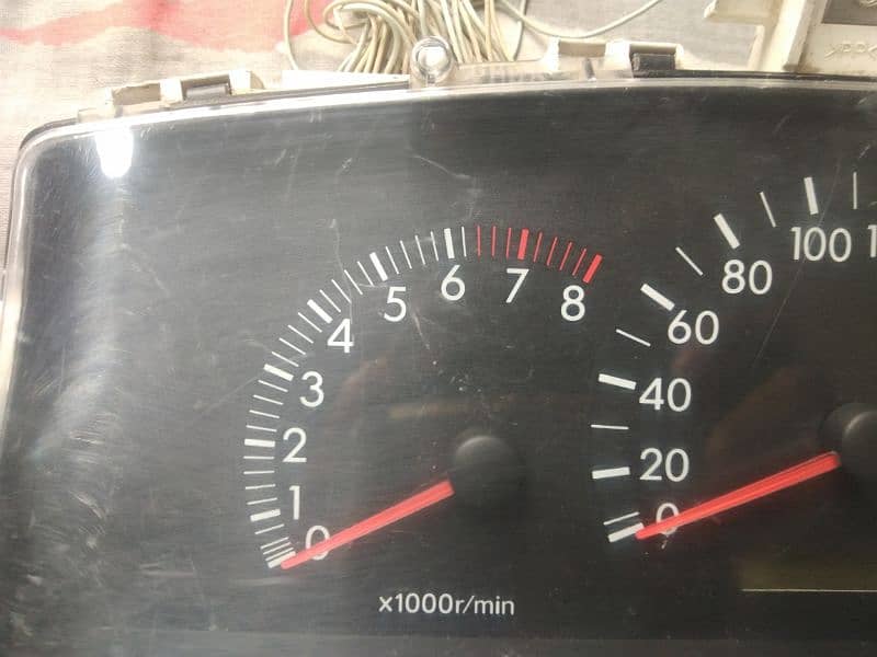 Toyota corolla 2003---2007 Speedometer 1