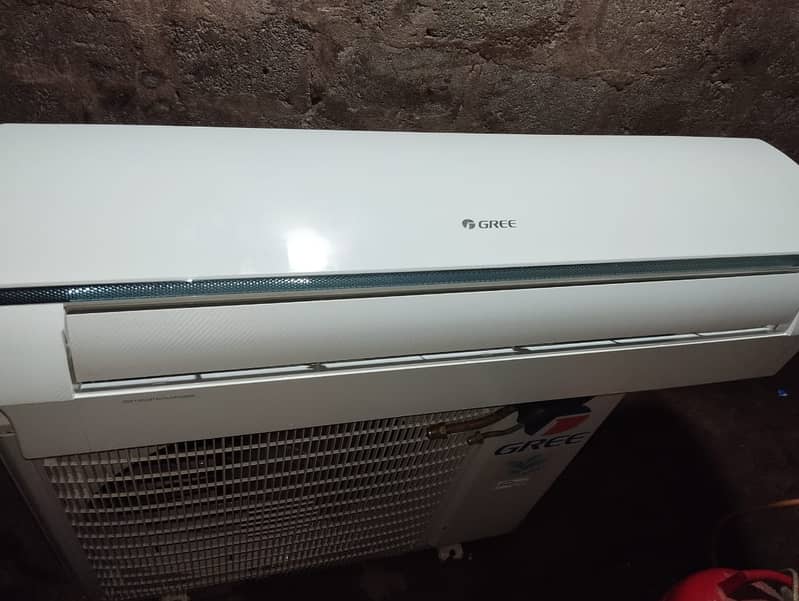 Gree AC 1.5 ton DC inverter 0