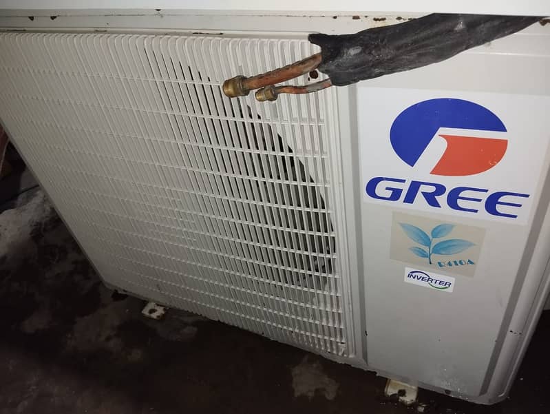 Gree AC 1.5 ton DC inverter 8