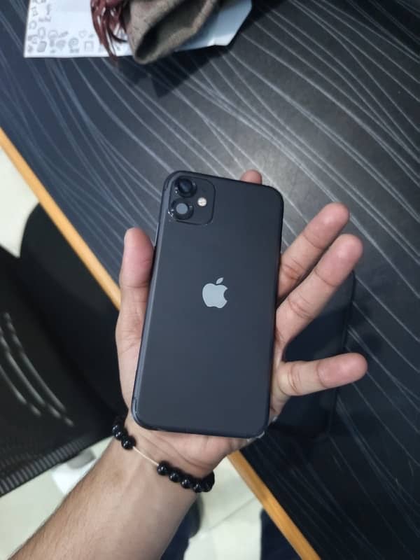 iphone 11 PTA Approaved 128Gb Waterpack 6