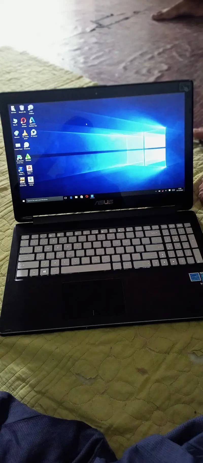 ASUS LAPTOP 11