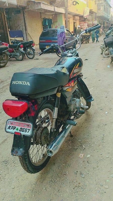 Honda CD 70 Model 2022 7