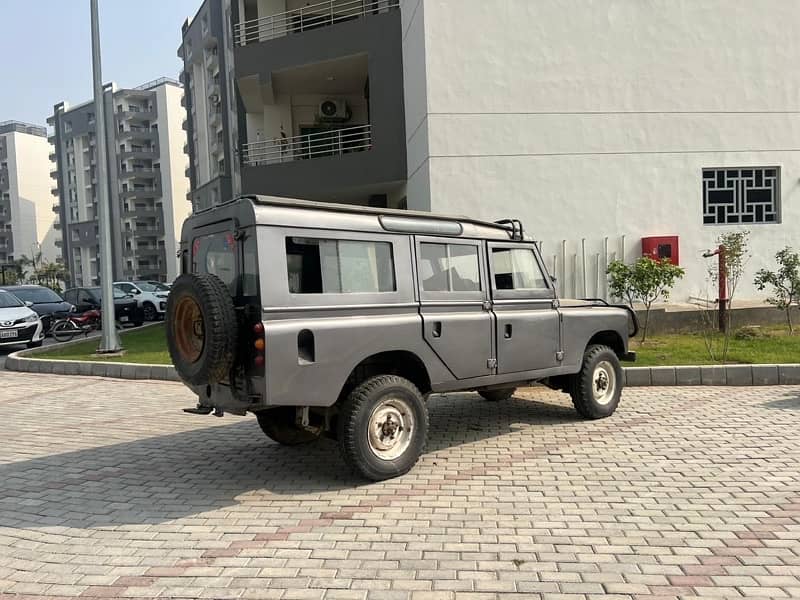 Land Rover Defender 1985 1