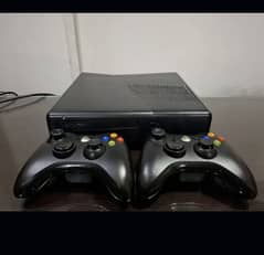 X Box 360 in Excellent condition