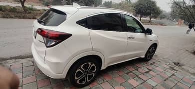 Honda Vezel 2015