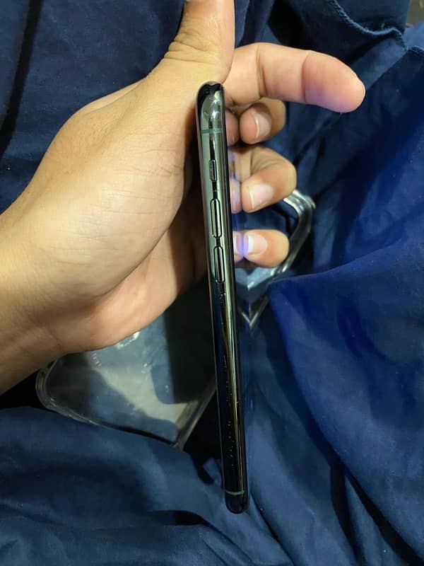 iphone 11pro 256gb Factory Unlock 3