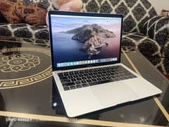 Apple Laptop Macbook Air 2019, Core i5, 256GB SSD, 8GB Ram,13 Inches