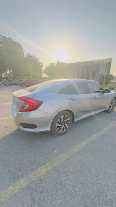 Honda Civic 2017 Oriel