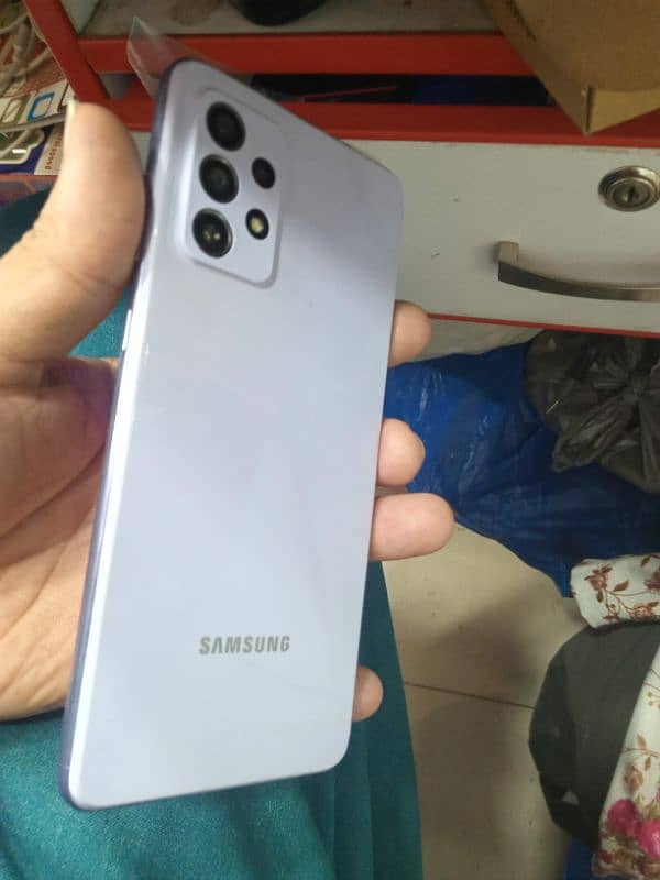 samsung A72 2