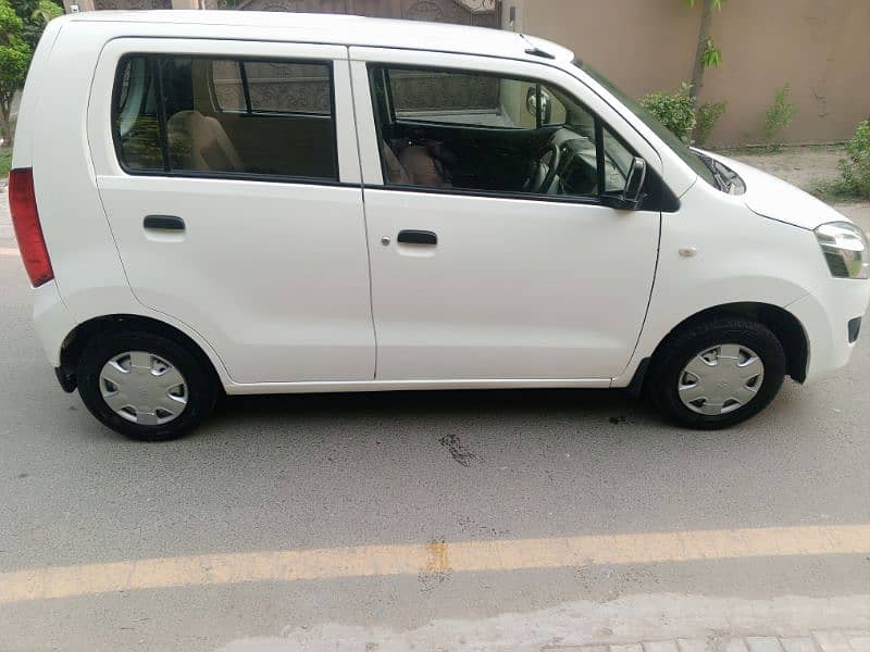 Suzuki Wagon R 2019 11