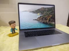 MacBook Pro 2019 | 16'' | i7 | 16 | 512 | 4gc (03354400115)