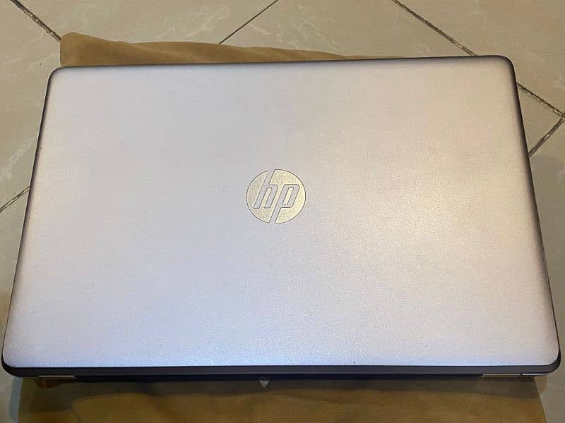 Laptop HP core i5 7thgen 3