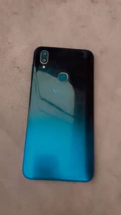 urgent sale vivo y11 good condition 8 GB ram 256GB Rom