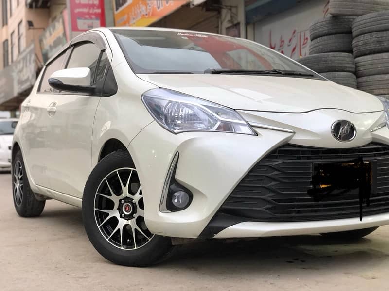 Toyota Vitz 2017 0