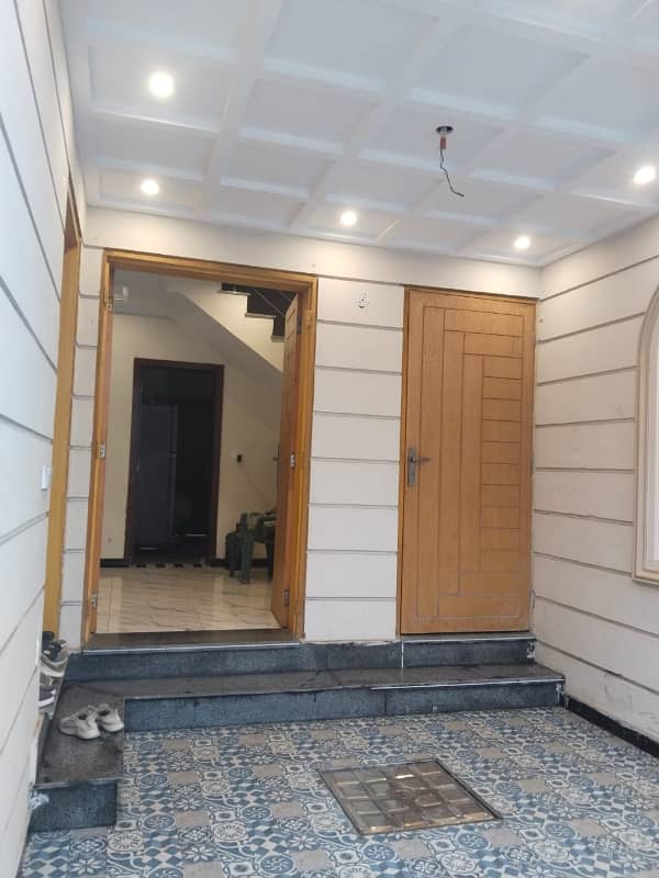 5Marla lower portion available for rent platinum Block Parkview City Lahore 9