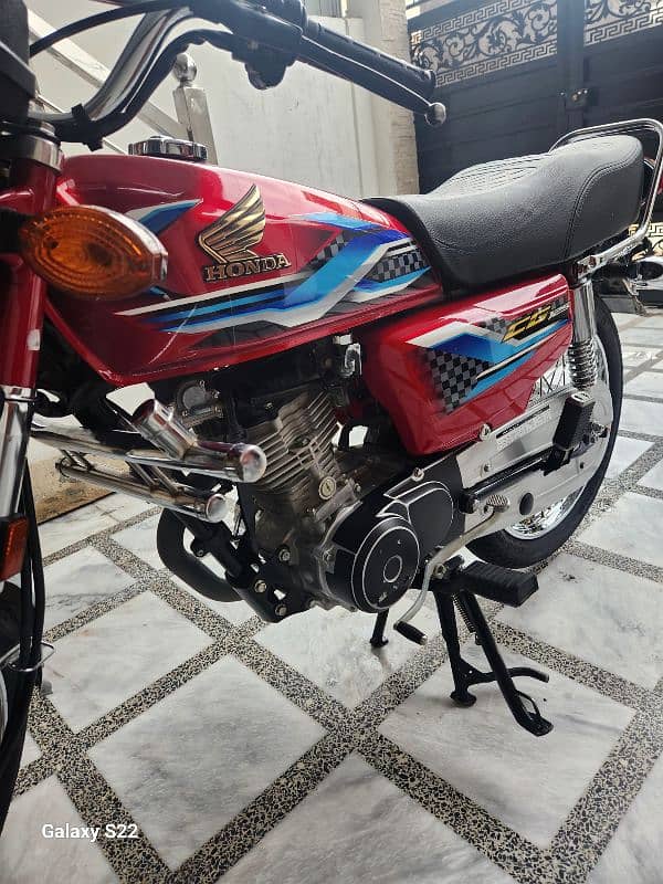 Honda 125 For Sale. . . . 4