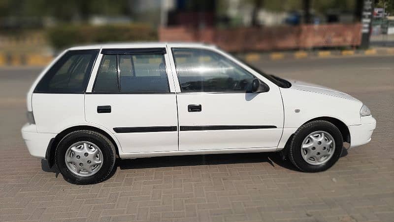 Suzuki Cultus VXRi 2014 3