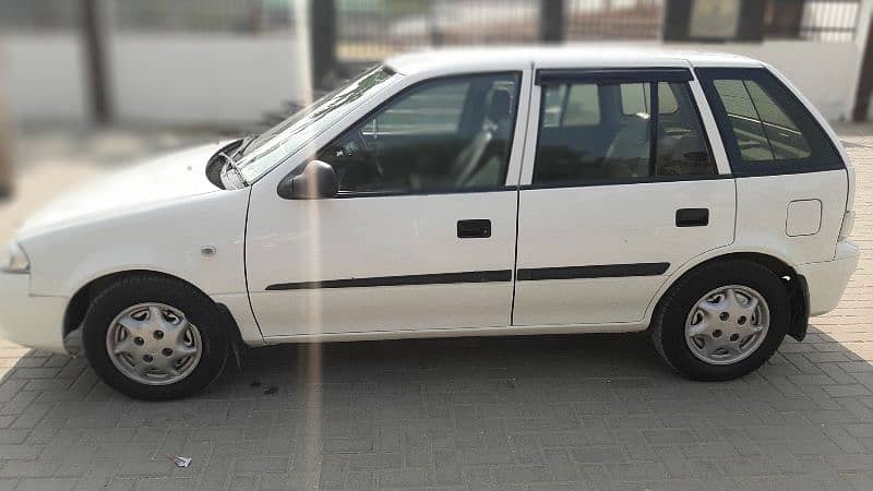 Suzuki Cultus VXRi 2014 4