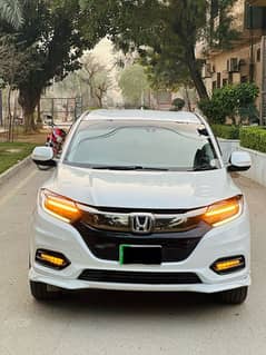 Honda Vezel 2015 Full Option