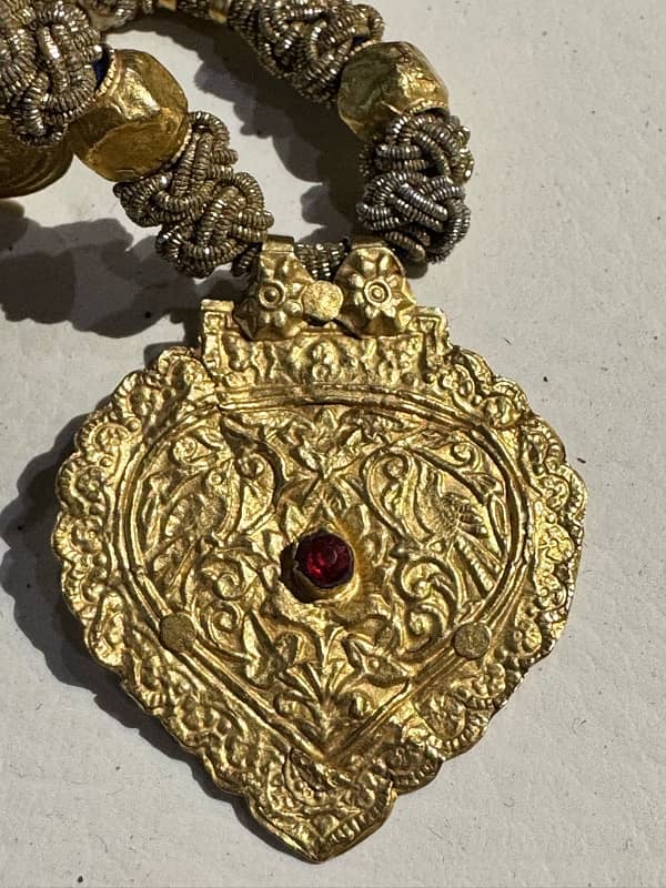 antique gold 300 years old 3