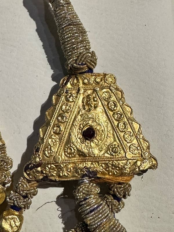 antique gold 300 years old 5