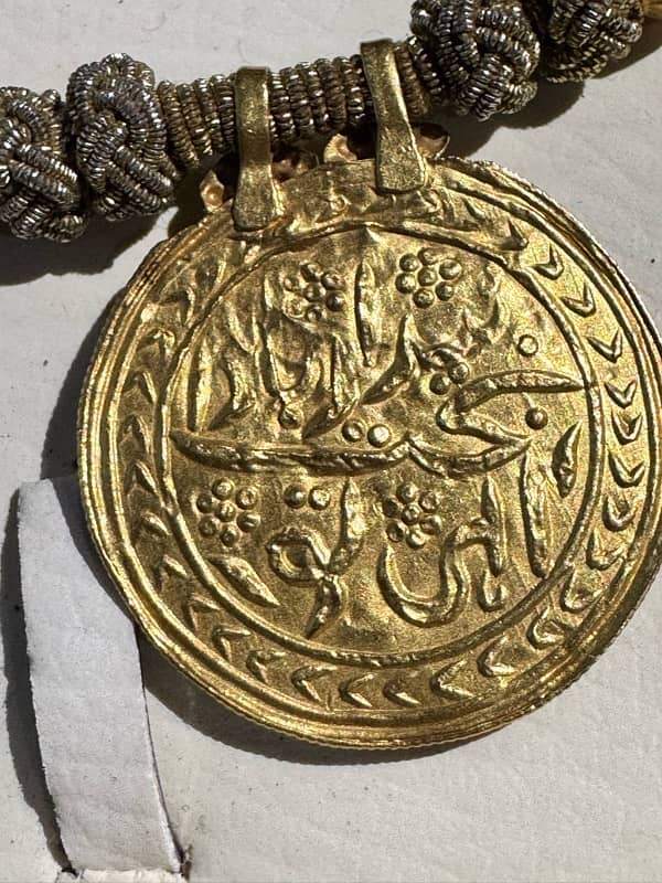 antique gold 300 years old 7