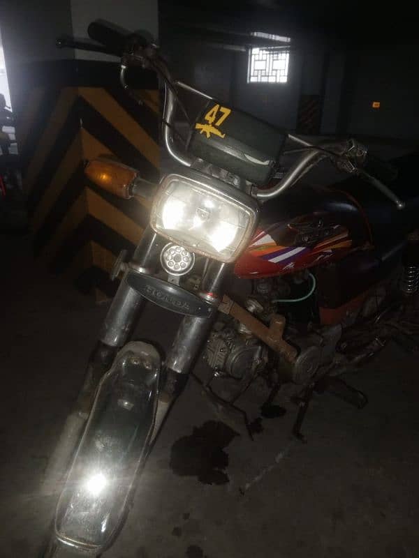 urgent bike sale Lahore registration ok superstar 2014 model 0