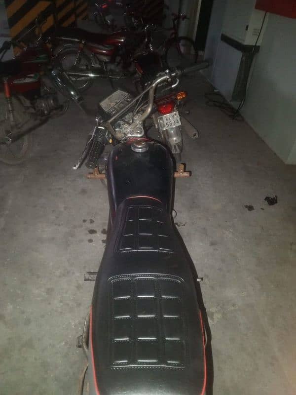 urgent bike sale Lahore registration ok superstar 2014 model 5