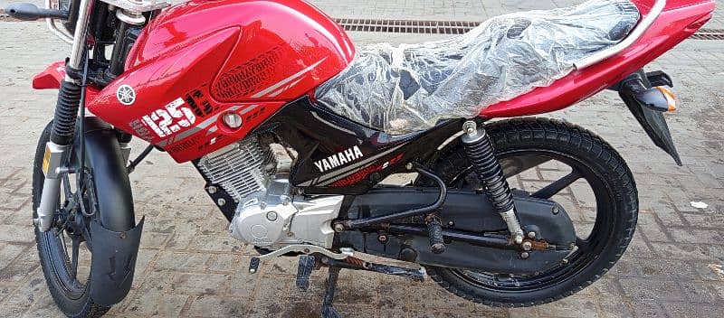 YBR125g red 4