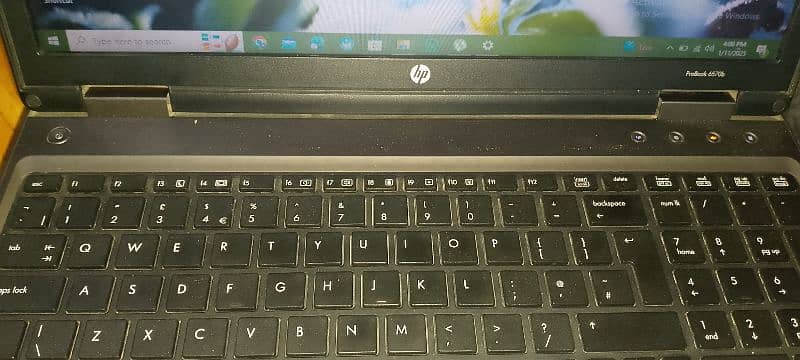 HP LAPTOP FOR SALE IN REASONABLE PRICE 3